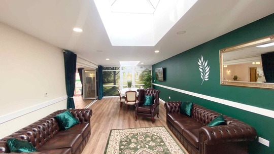 Ash Lodge small